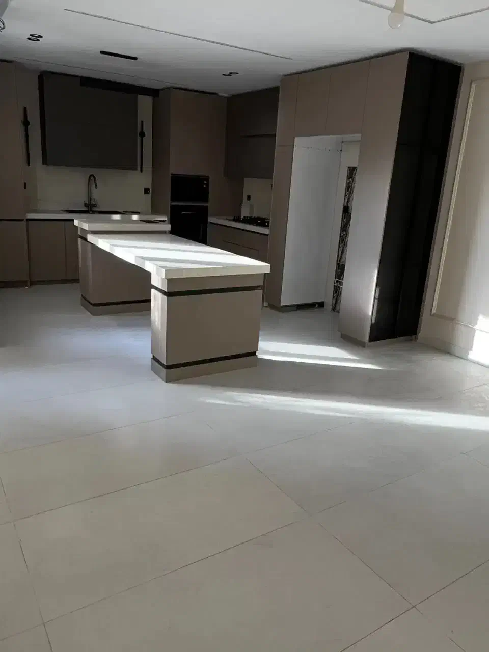 ۱۷۵ متری ۴ خواب فول امکانات دریاچه چیتگر هتلینگ|فروش آپارتمان|تهران, شهرک چیتگر|دیوار