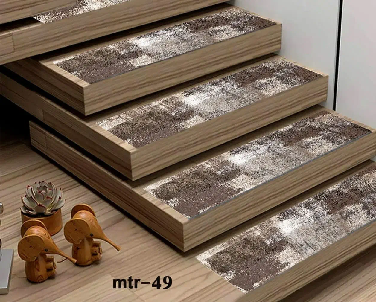 روپله ایی استپردار شانل ترک ضد لغزش|پادری|سنندج, |دیوار