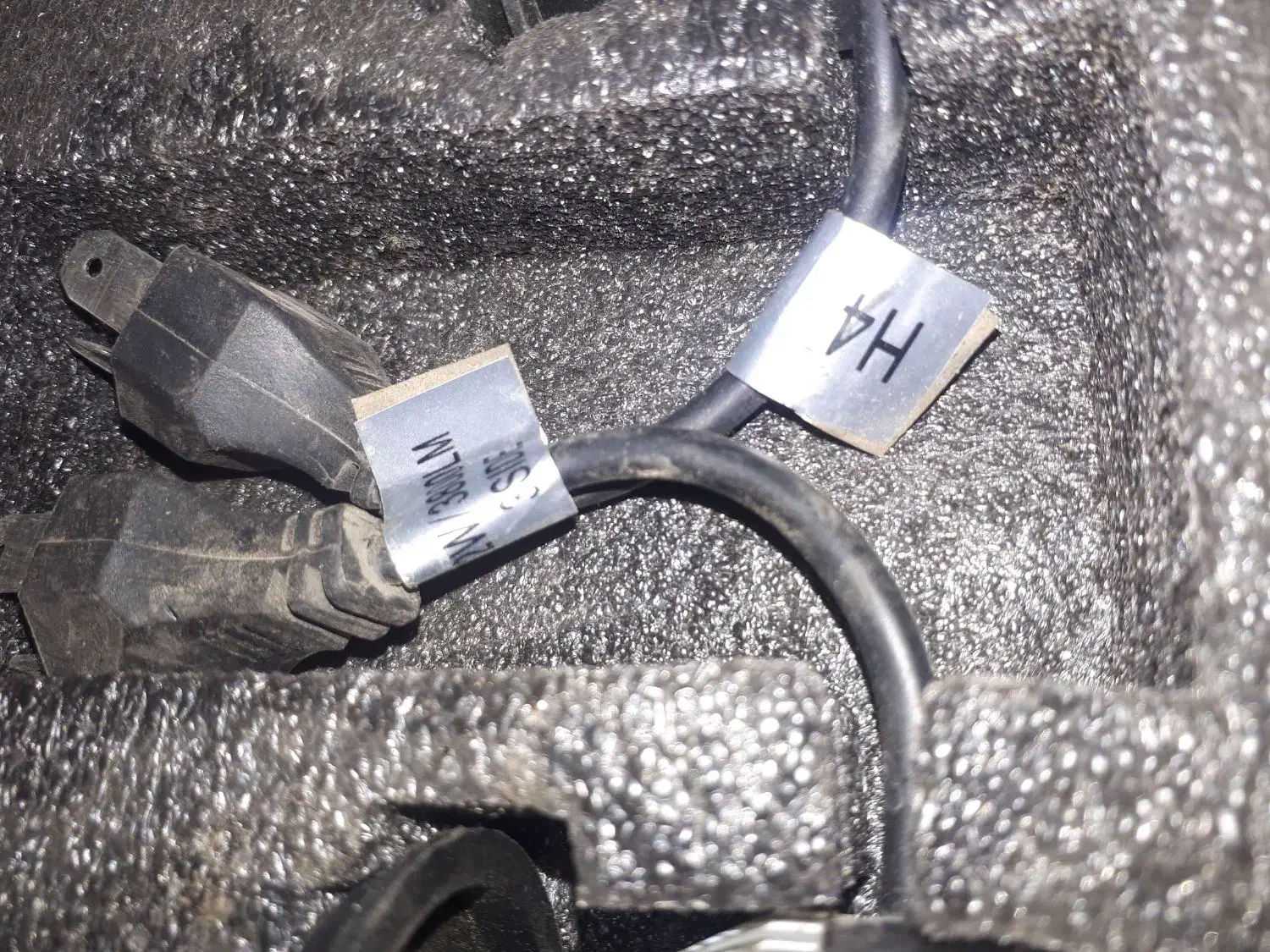 لامپ هدلایت پراید|قطعات یدکی و لوازم جانبی|قم, علی آباد|دیوار