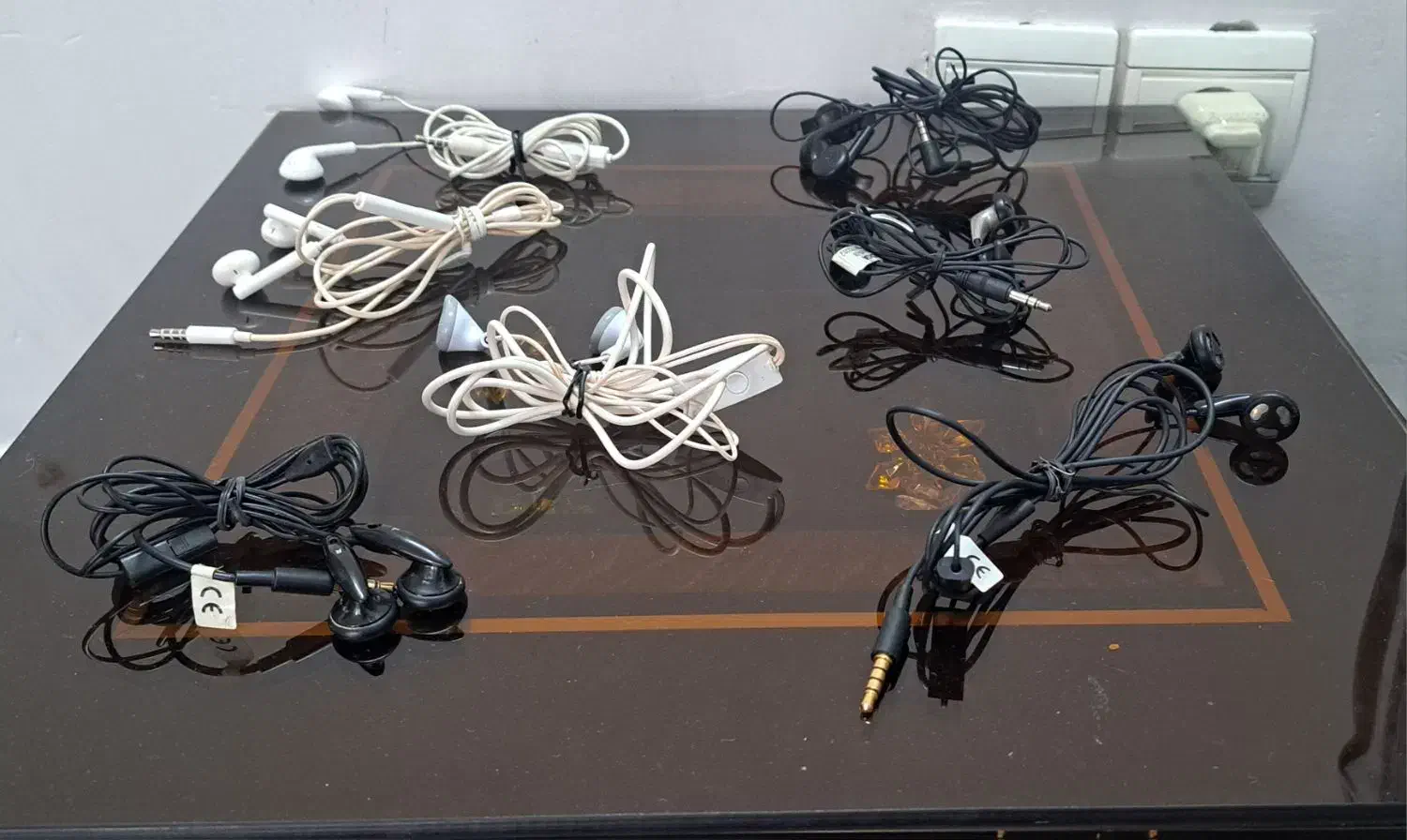 انواع هندزفری سیمی|پخش‌کننده همراه|اصفهان, فروردین|دیوار