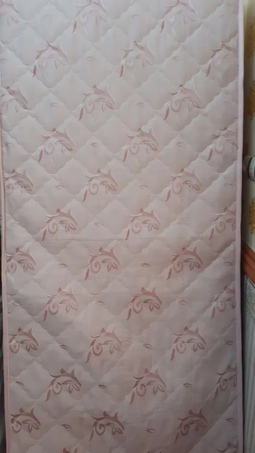 تشک|تشک تختخواب|چاه مبارک, |دیوار