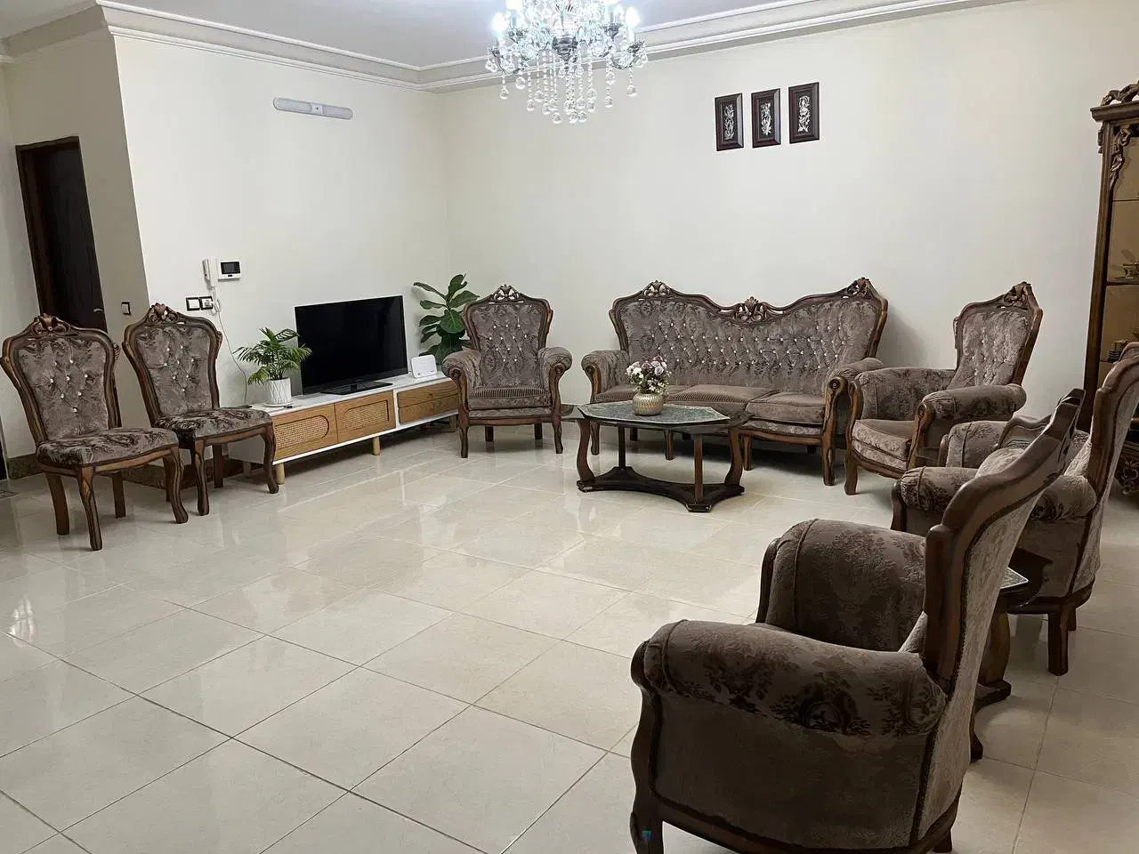 مبل ومیز عسلی|مبلمان خانگی و میز عسلی|گنبد کاووس, |دیوار