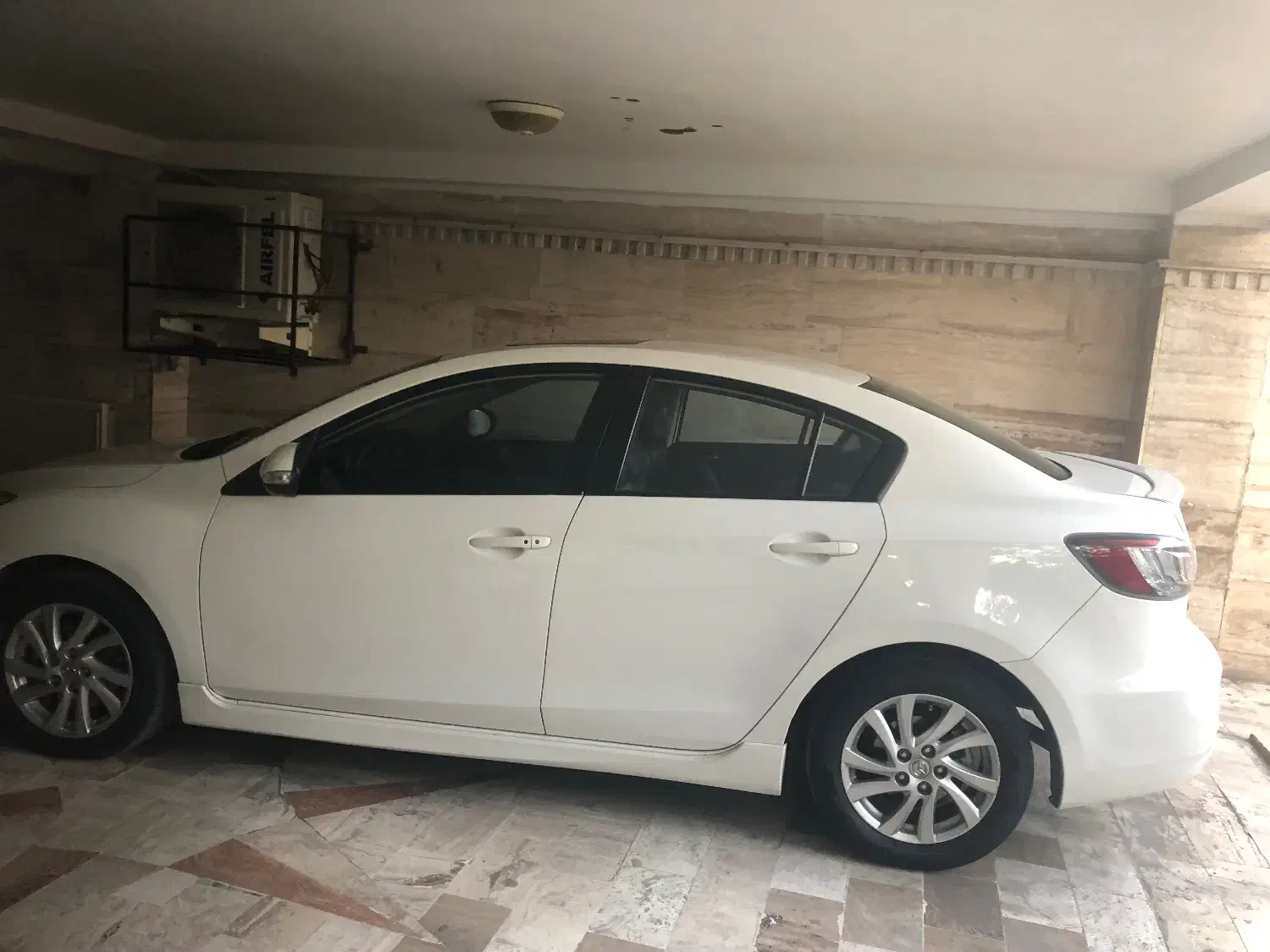 مزدا ۳ نیو تیپ ۴ مدل ۹۵|خودرو سواری و وانت|گرگان, |دیوار