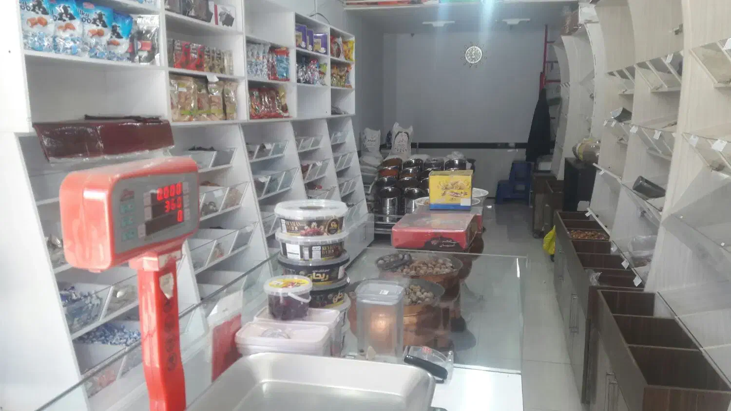 احاره و واگذاری مغازه با احناس و‌ وسایل|اجارهٔ مغازه و غرفه|اردبیل, |دیوار