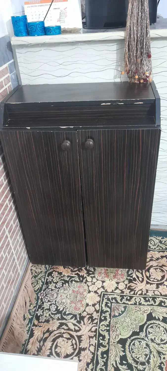 جاکفشی|جاکفشی، کمد، دراور|اهواز, فاز ۱ پادادشهر|دیوار