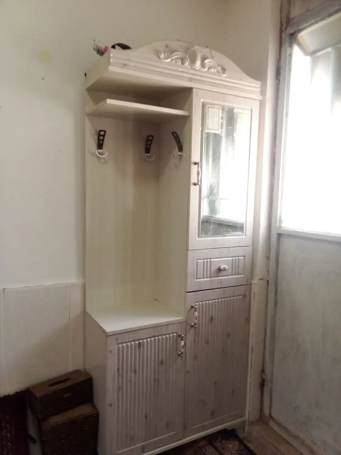 جاکفشی|جاکفشی، کمد، دراور|تربت جام, شهرک آزادگان|دیوار