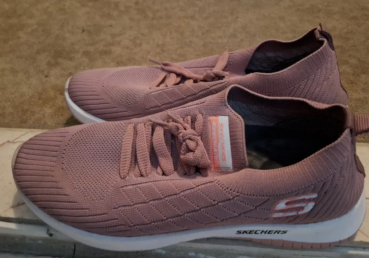 کفش کتونی|کیف، کفش، کمربند|تهران, سبلان (لشگر)|دیوار