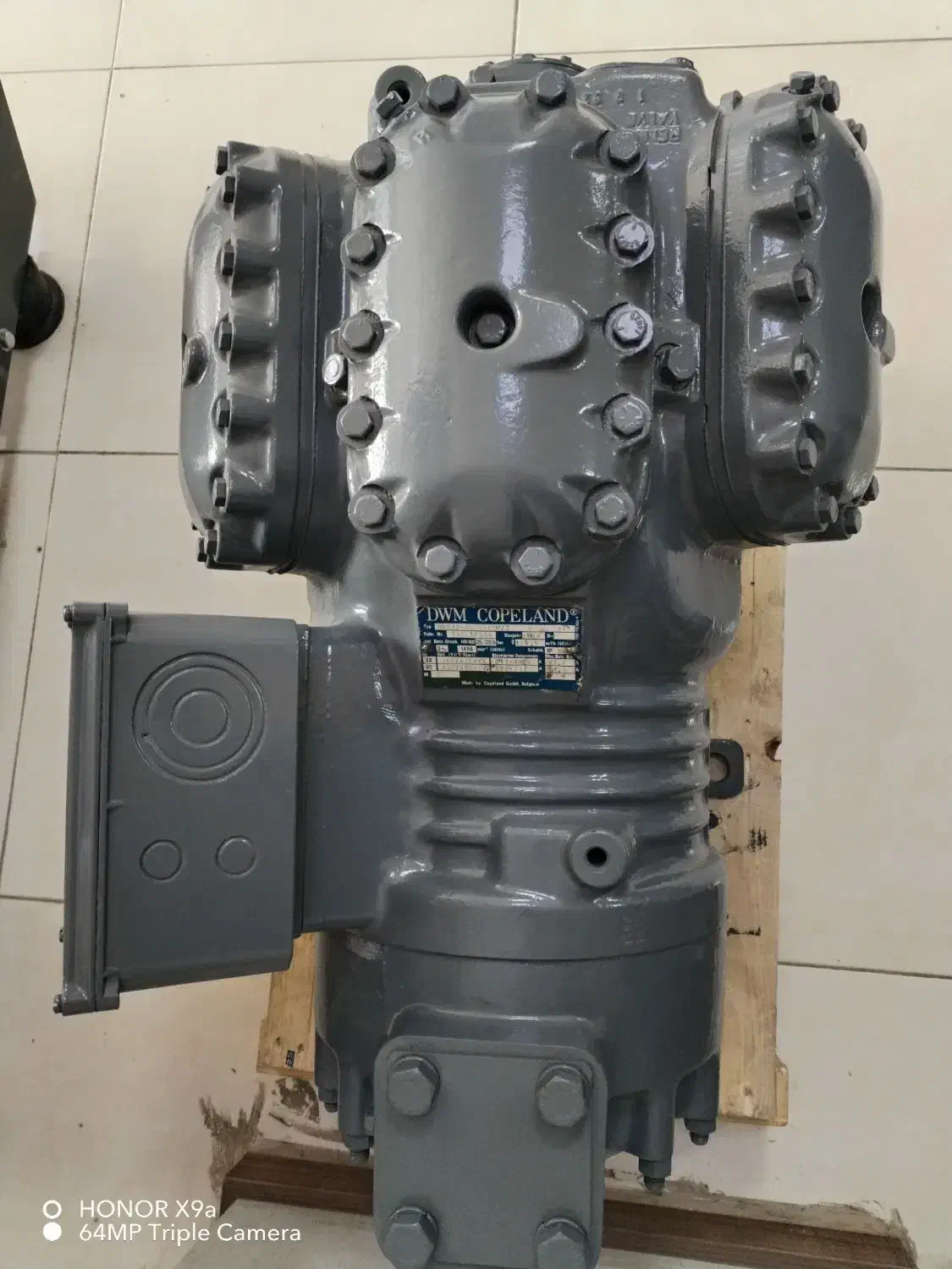 کمپرسور سردخانه|ابزارآلات|شیراز, شهرک صنعتی شیراز|دیوار