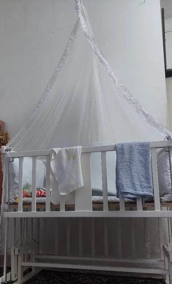 تخت کنار مادر سلیکا-سایز 105|تخت و سرویس خواب|قرچک, میرزائی شمالی|دیوار