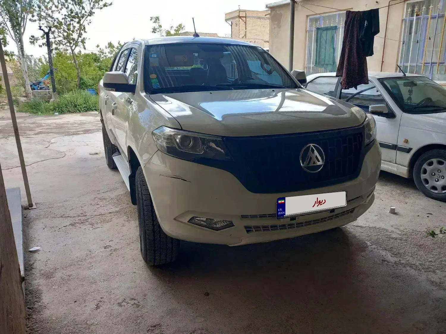 کلوت ۴۰۲|خودرو سواری و وانت|همدان, |دیوار