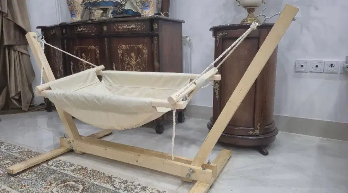 گهواره سنتی|تخت و صندلی بچه|ساری, |دیوار