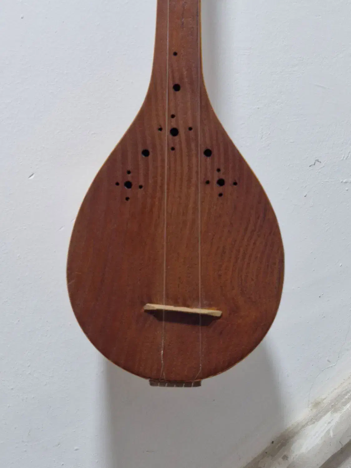 سه تار|سازهای سنتی|فردیس, فردیس|دیوار