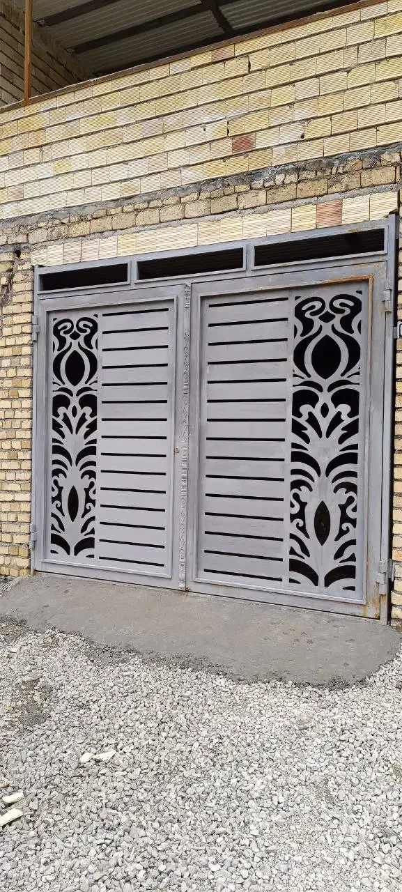 جوشکاری درب و پنجره سازی ابدالی|خدمات پیشه و مهارت|خرم‌آباد, |دیوار