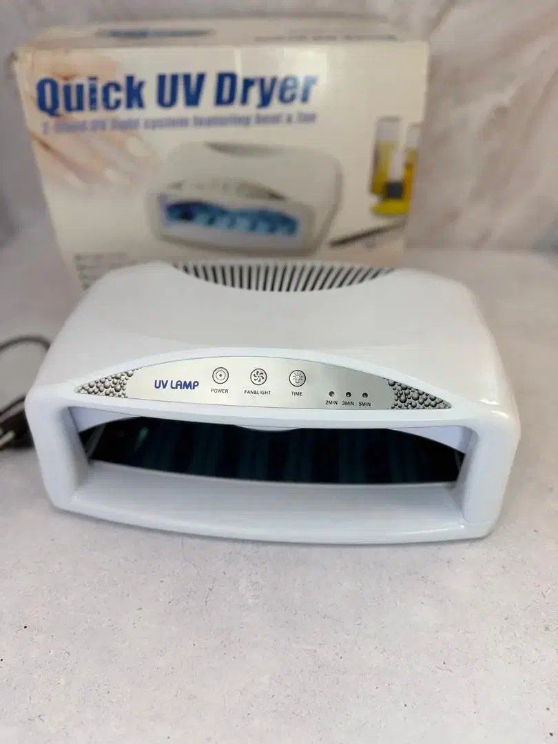 دستگاه یو وی کاشت ناخن|آرایشی، بهداشتی، درمانی|کرج, اصفهانیها|دیوار