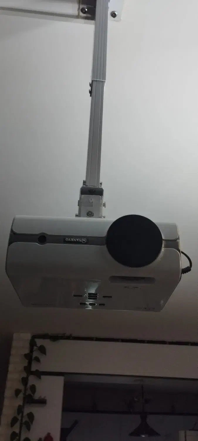 ویدیو پروژکتور وانکیو|تلویزیون و پروژکتور|هشتگرد, فاز ۷ مهستان|دیوار