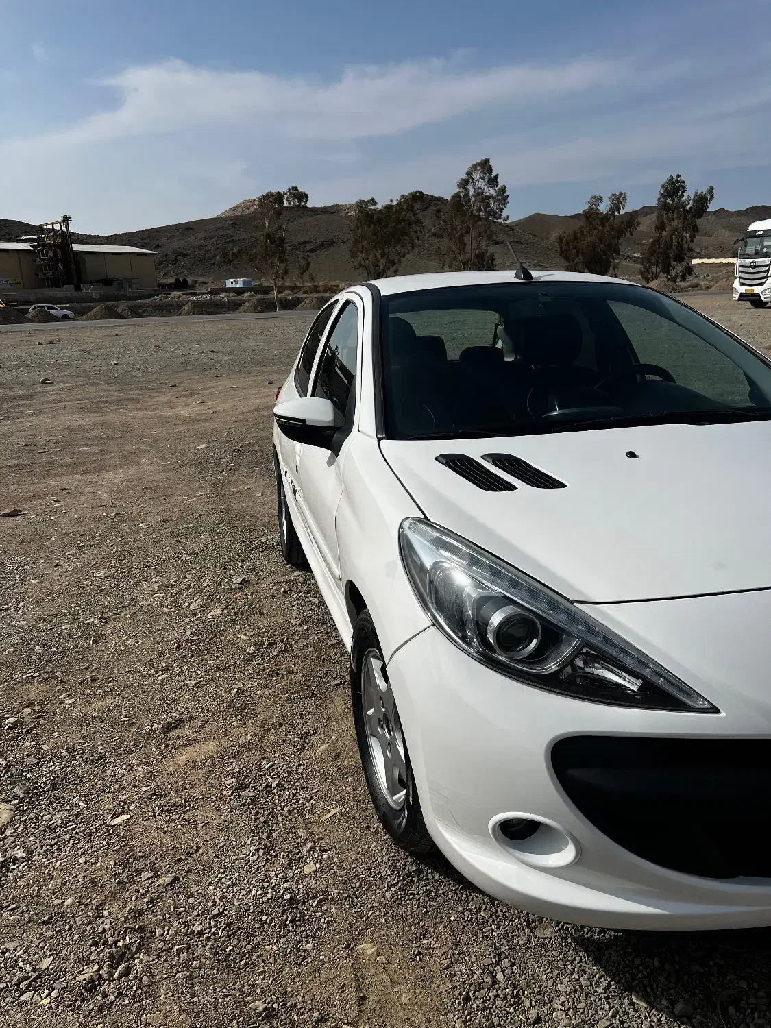 207فروشی مدل ۹۷|خودرو سواری و وانت|کرمان, |دیوار