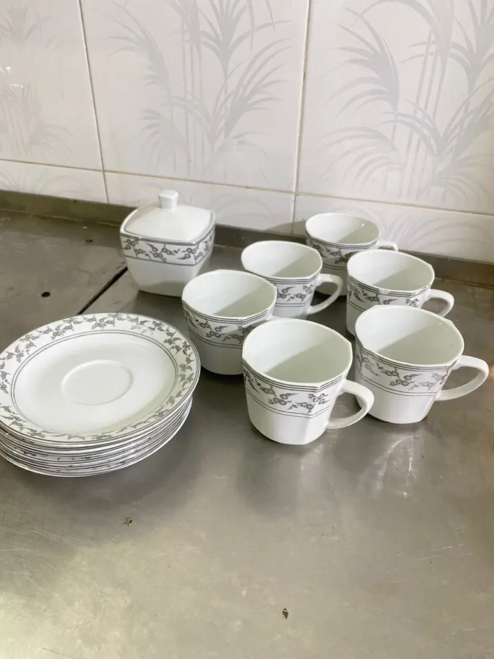 فنجون چای‌خوری|ظروف سرو و پذیرایی|فسا, |دیوار