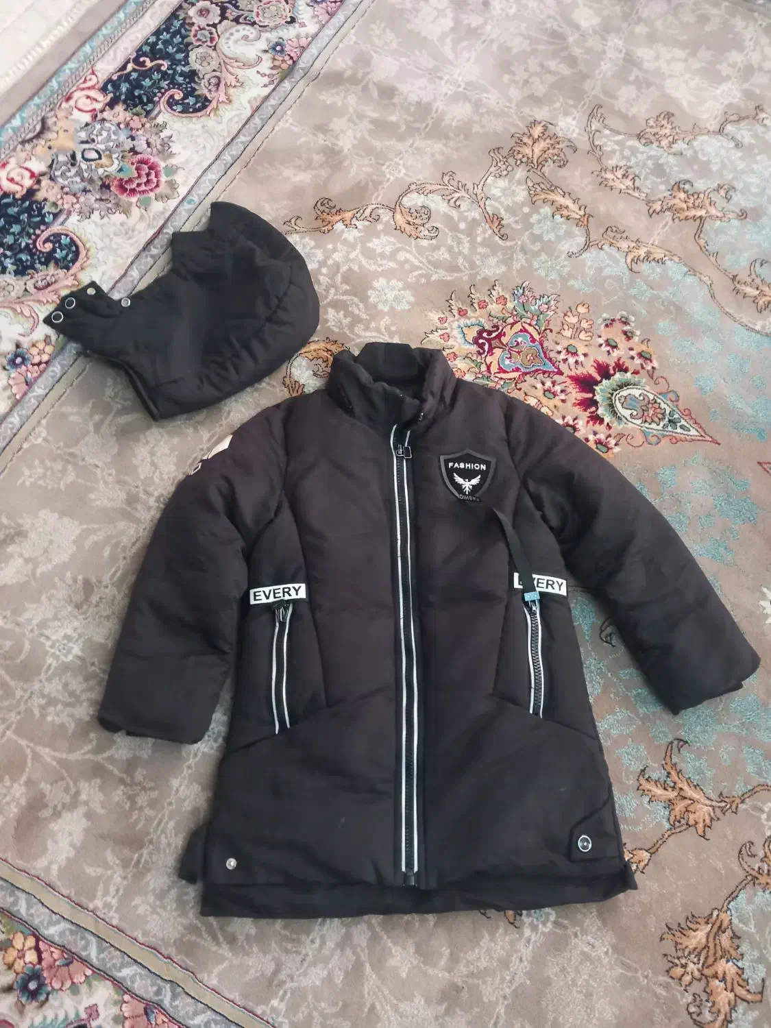 کاپشن|کفش و لباس بچه|محمدشهر, همایون ویلا|دیوار