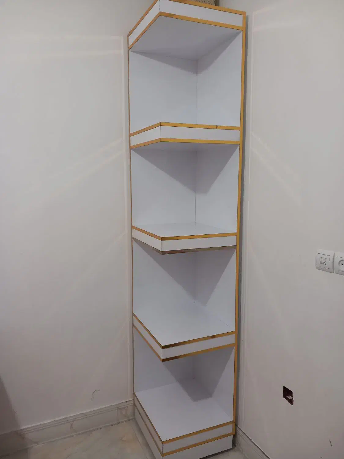 ویترین ۴ طبقه|بوفه، ویترین، کنسول|بروجرد, |دیوار