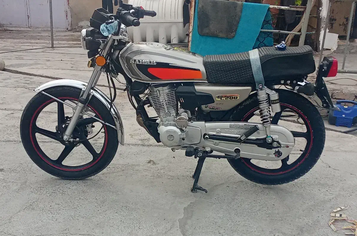 هوندا 200|موتورسیکلت|خرم‌آباد, |دیوار