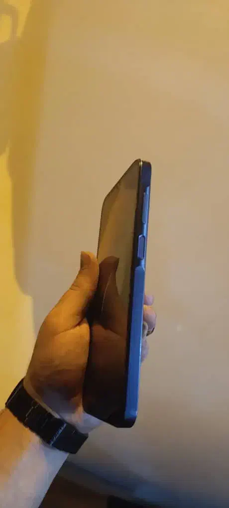 گوشی A25 شارژر فابریک کارتون داره|موبایل|چمران, |دیوار