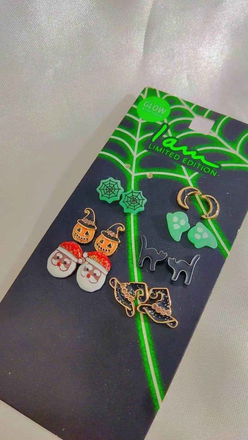 بدلیجات هالووین دخترانه۹۵هزارو۱۵۰هزار(پک ها)|بدلیجات|ارومیه, |دیوار