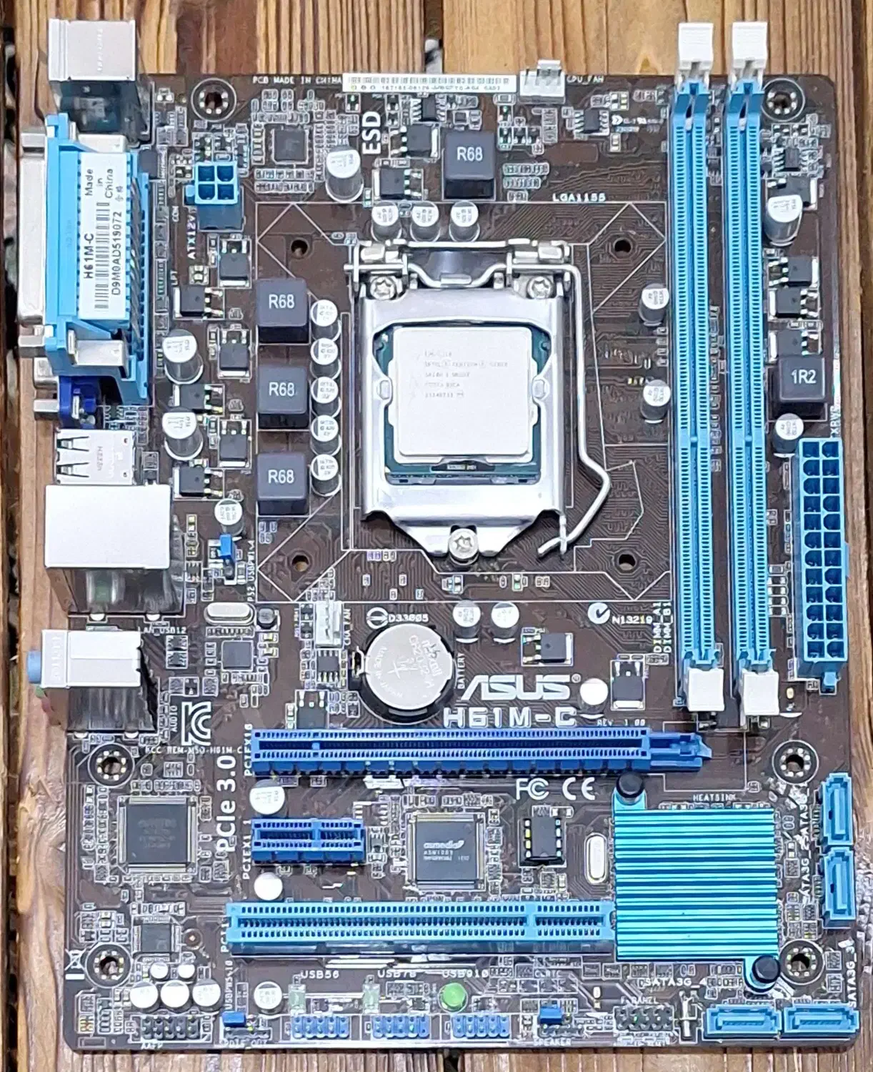 مادربرد ایسوس ASUS H61M-C بک پنل و پردازنده G2020|قطعات و لوازم جانبی رایانه|اسلام‌شهر, شهرک انبیا|دیوار