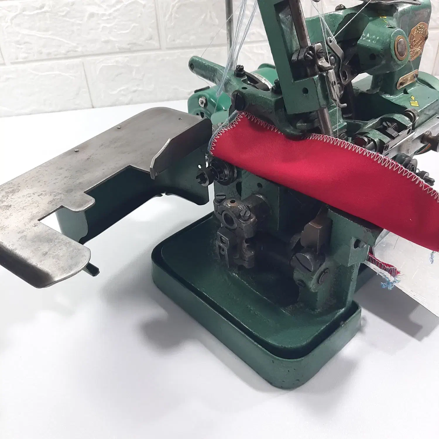 سردوز خانگی ۳ نخ ساکسسز|چرخ خیاطی و ریسندگی|قائمشهر, |دیوار