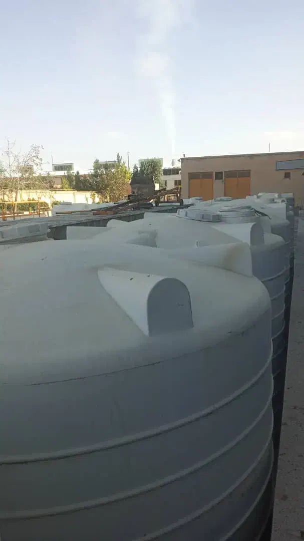 ۱۰ عدد تانکر ۲۰ هزارتایی در حد نو نصف قیمت کارخانه|مصالح و تجهیزات ساختمان|قم, قلعه صدری|دیوار