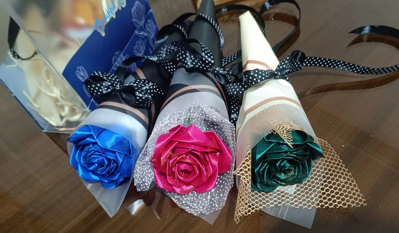 شاخه ای|گل مصنوعی|ساوه, |دیوار