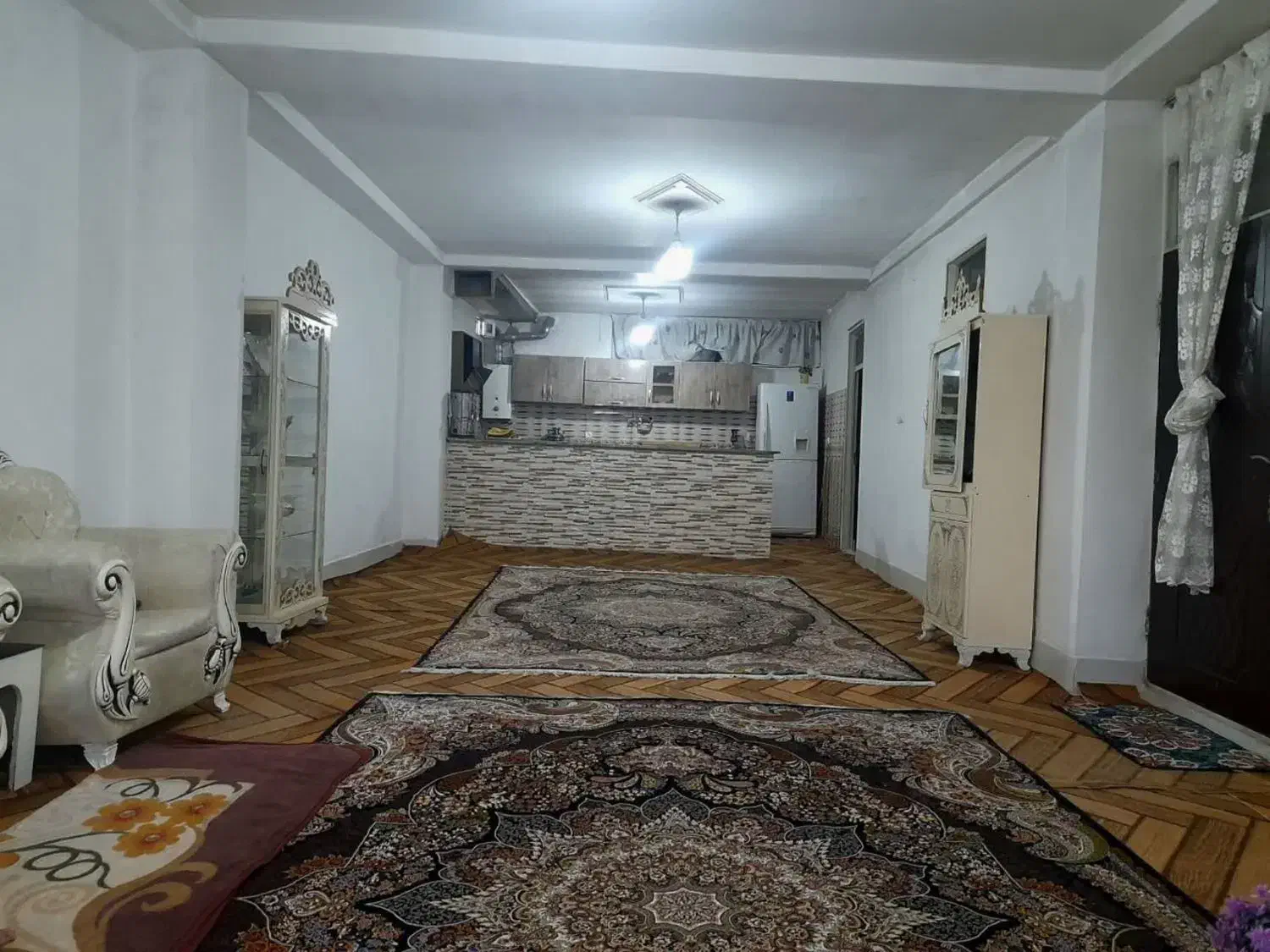 رهن واحد ۱۰۰ متری طبقه سوم|اجارهٔ آپارتمان|نسیمشهر, |دیوار