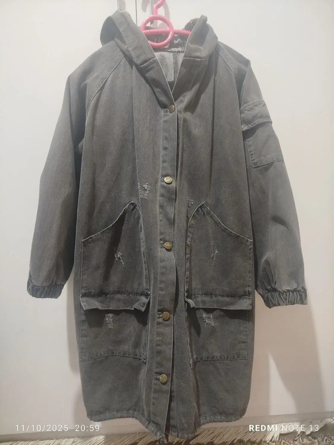 مانتو لی|لباس|نیشابور, جمهوری|دیوار