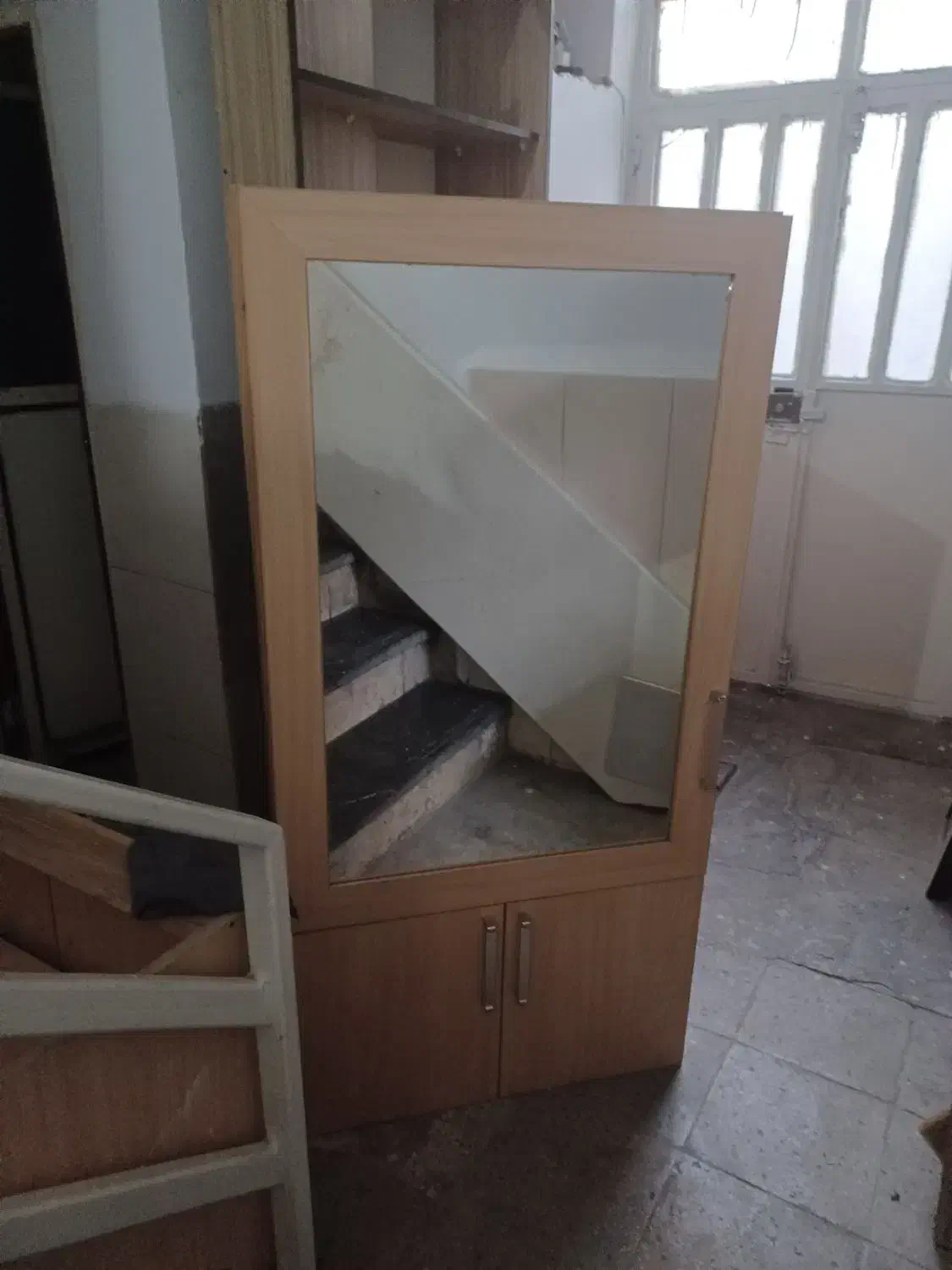 کمد و جاکفشی|جاکفشی، کمد، دراور|تهران, خاک سفید|دیوار