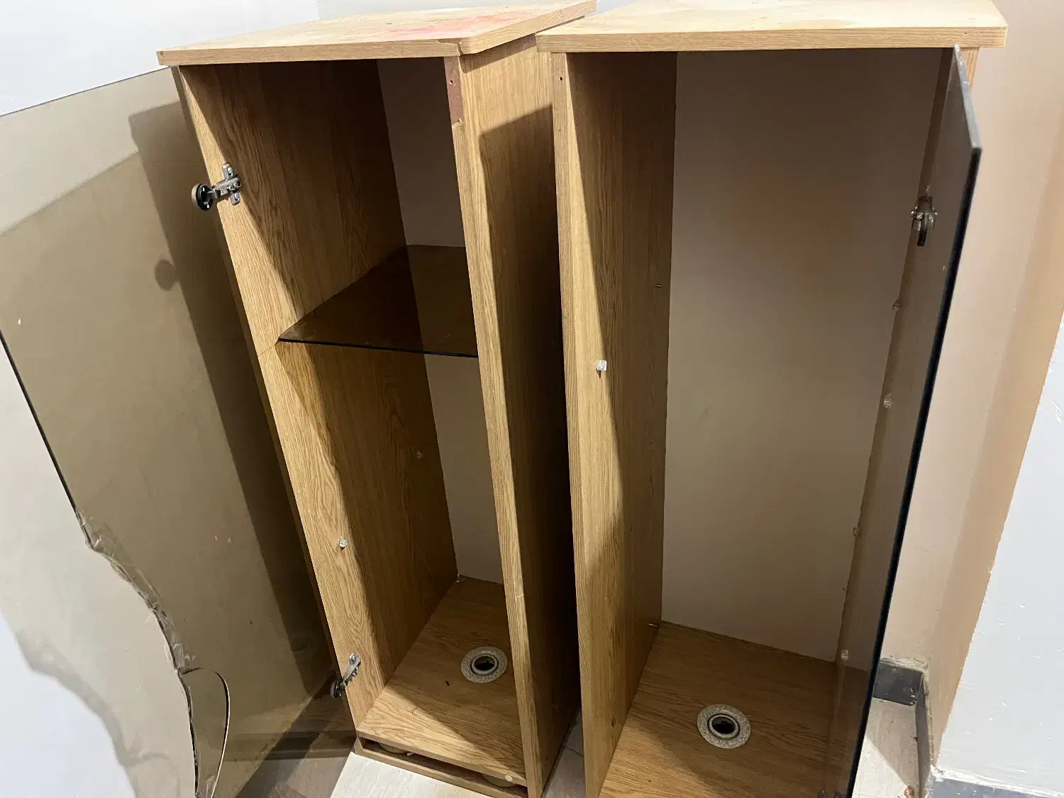 کمد رایگان|بوفه، ویترین، کنسول|رشت, جهاد|دیوار