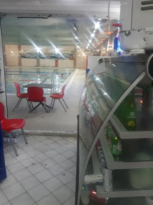 به یک بوفه دار خانم جهت کاردربوفه استخر نیازمندیم|استخدام خدمات فروشگاه و رستوران|تهران, اکباتان|دیوار