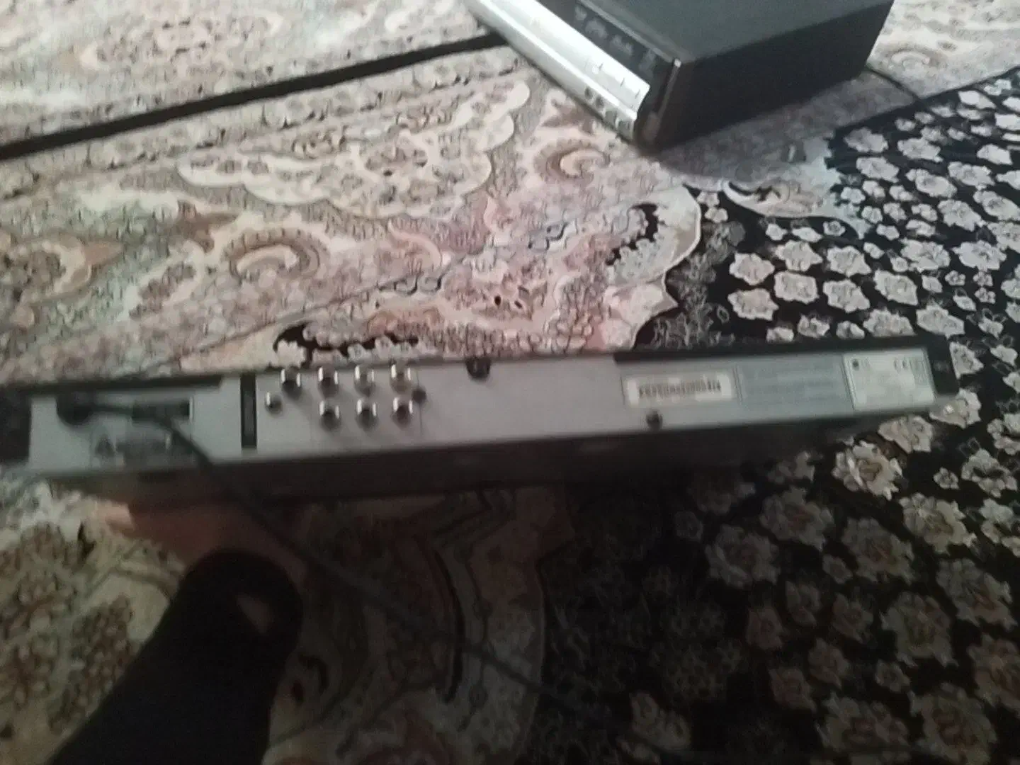 دستگاه DVD LG|پخشکننده DVD و ویدیو|شیراز, شهرک بزین|دیوار