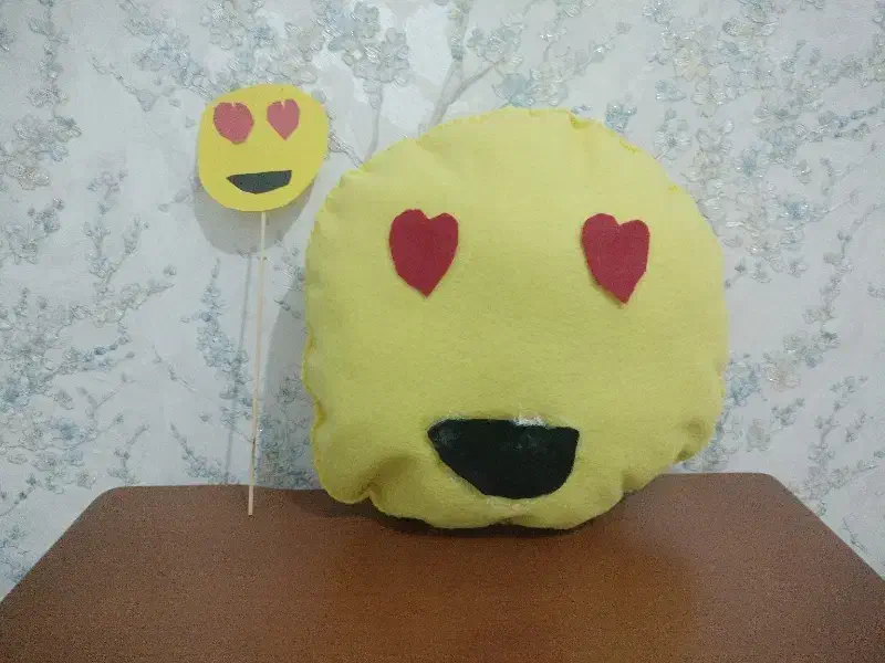 عروسک، کاردستی|اسباببازی|اندیشه, اندیشه فاز ۱|دیوار