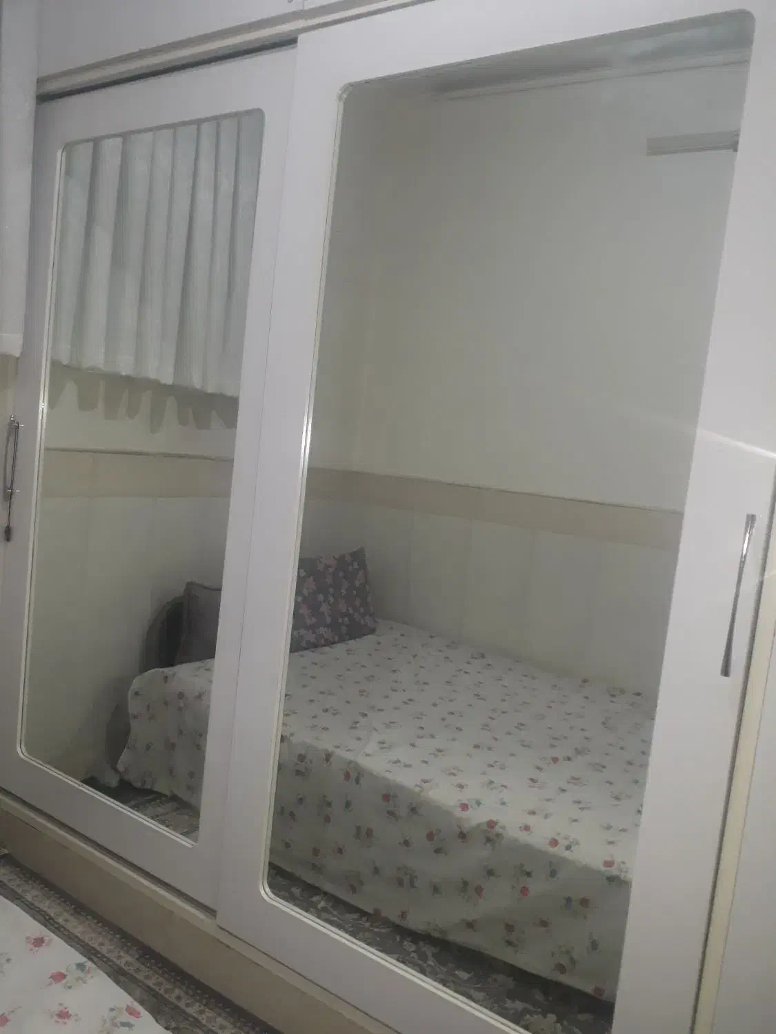 فروش آینه در حد نو و سالم|آینه|قم, نخودی|دیوار