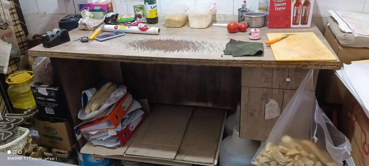 میزکار کوچیک وبزرگ به قیمت پیشنهادی/نصف قیمت|میز تحریر و کامپیوتر|مشهد, شهرک رازی (شهرک غرب)|دیوار