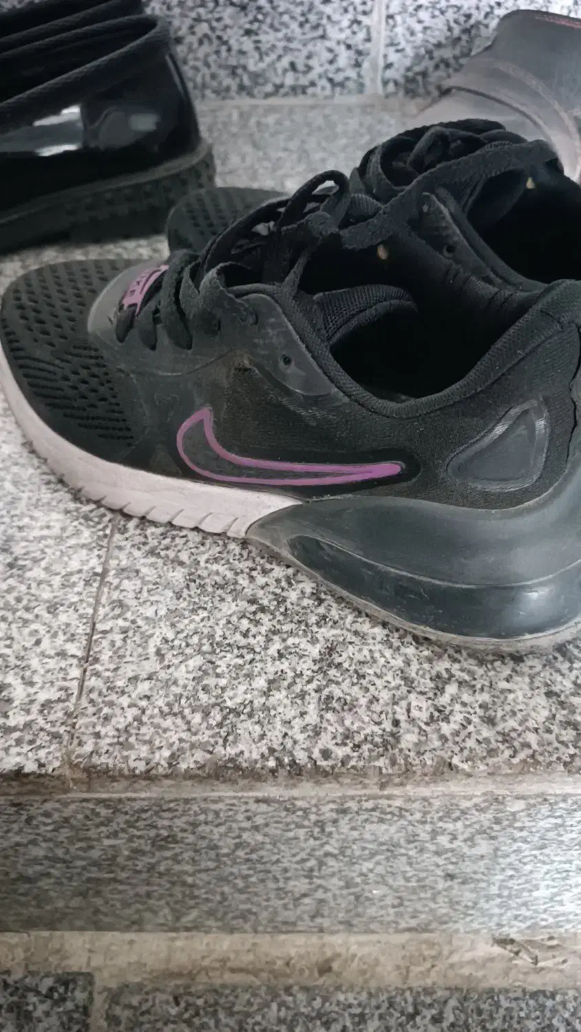 کفش های مردانه|کیف، کفش، کمربند|قم, چهل درخت|دیوار