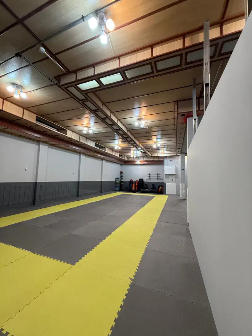 منشی بسیار متعهد به کار|استخدام اداری و مدیریت|نجفآباد, ریاضی|دیوار