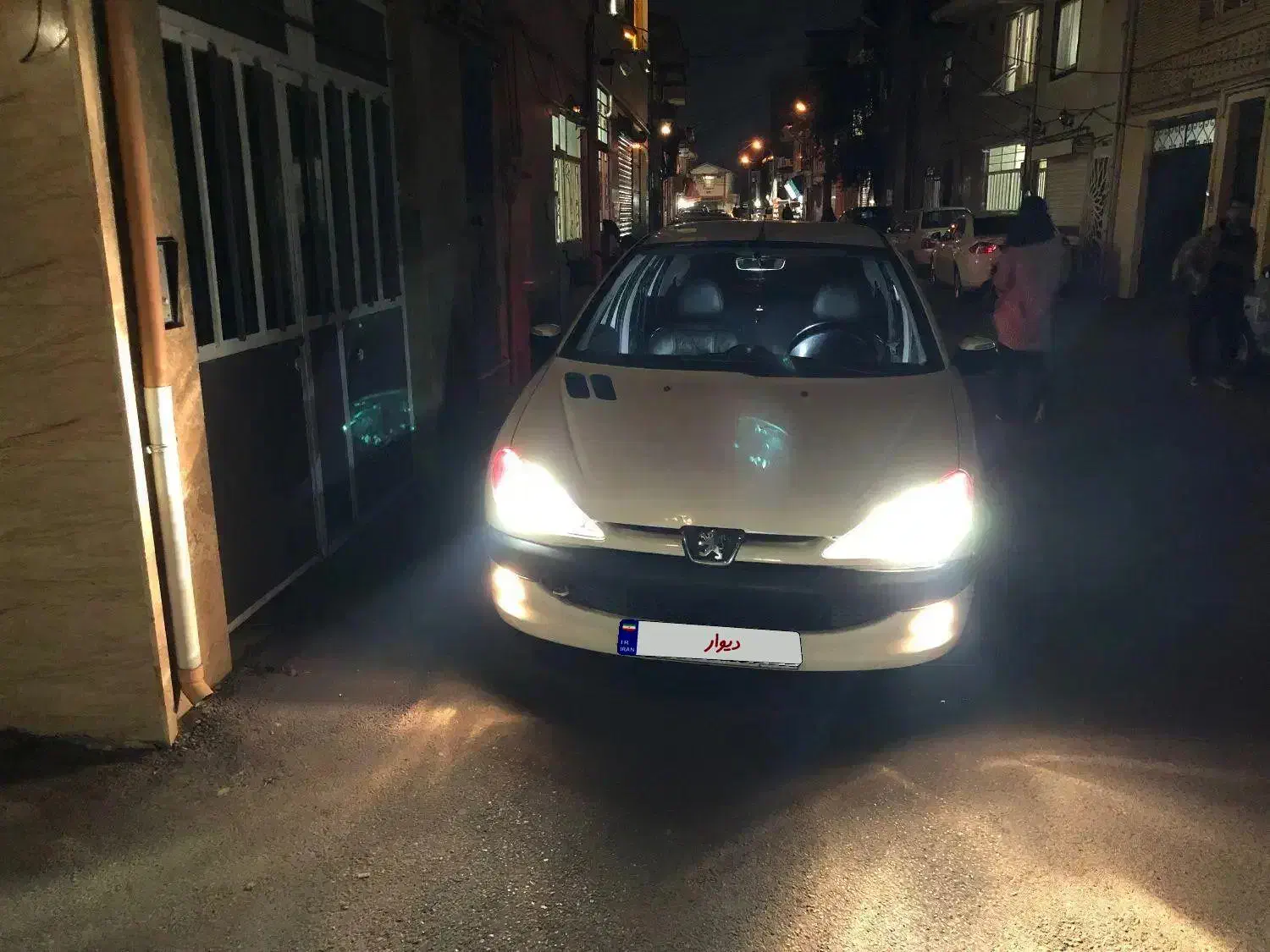 ۲۰۶ بی ضربه و بی رنگ|خودرو سواری و وانت|رشت, جماران|دیوار