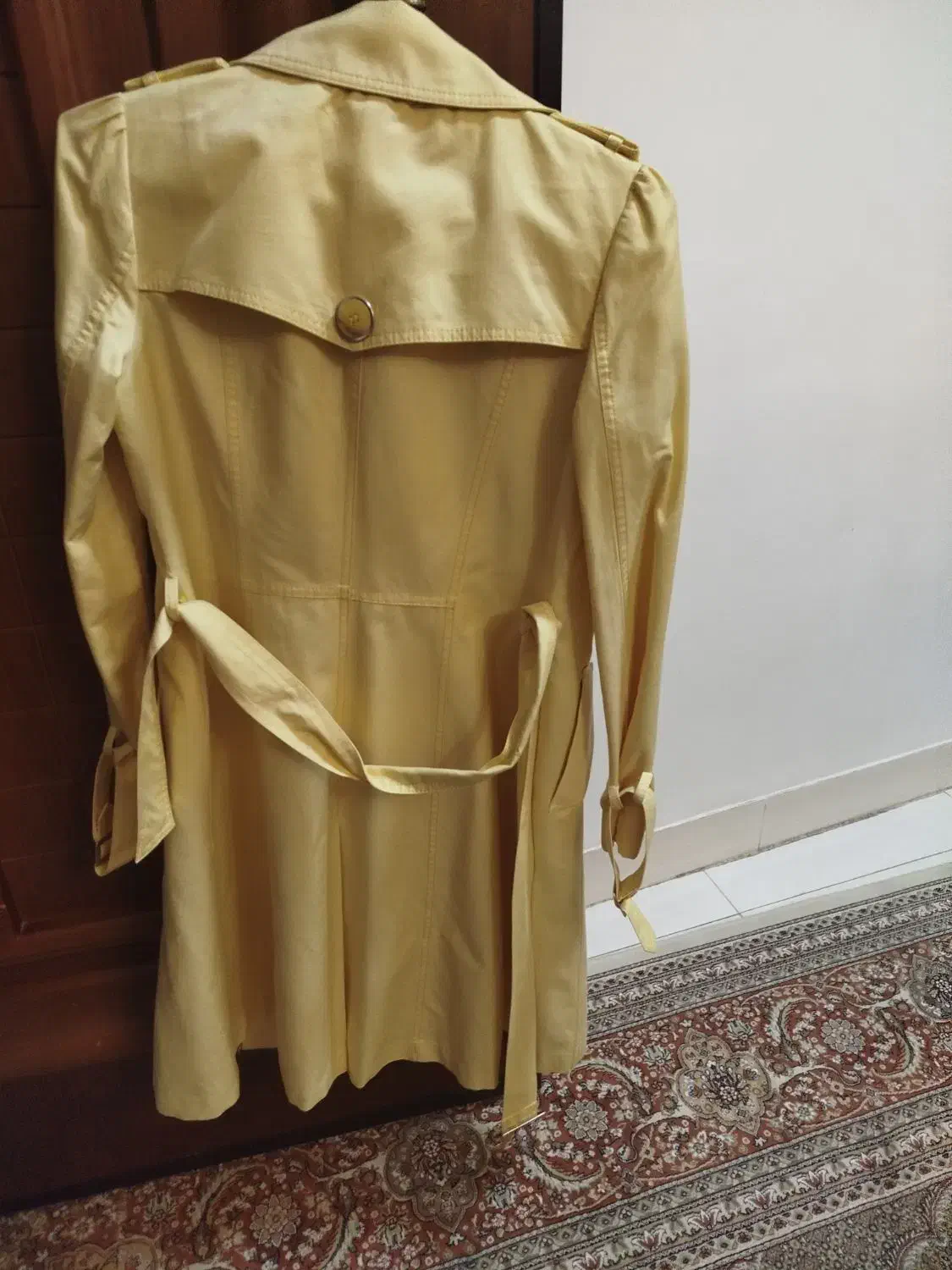 بارونی زنانه خیلی شیک|لباس|قائن, |دیوار