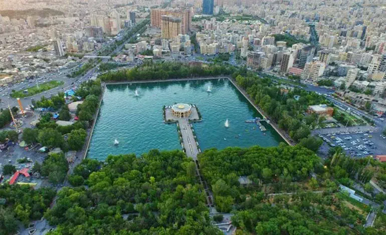 گردش|گردهمایی و همایش|تبریز, |دیوار