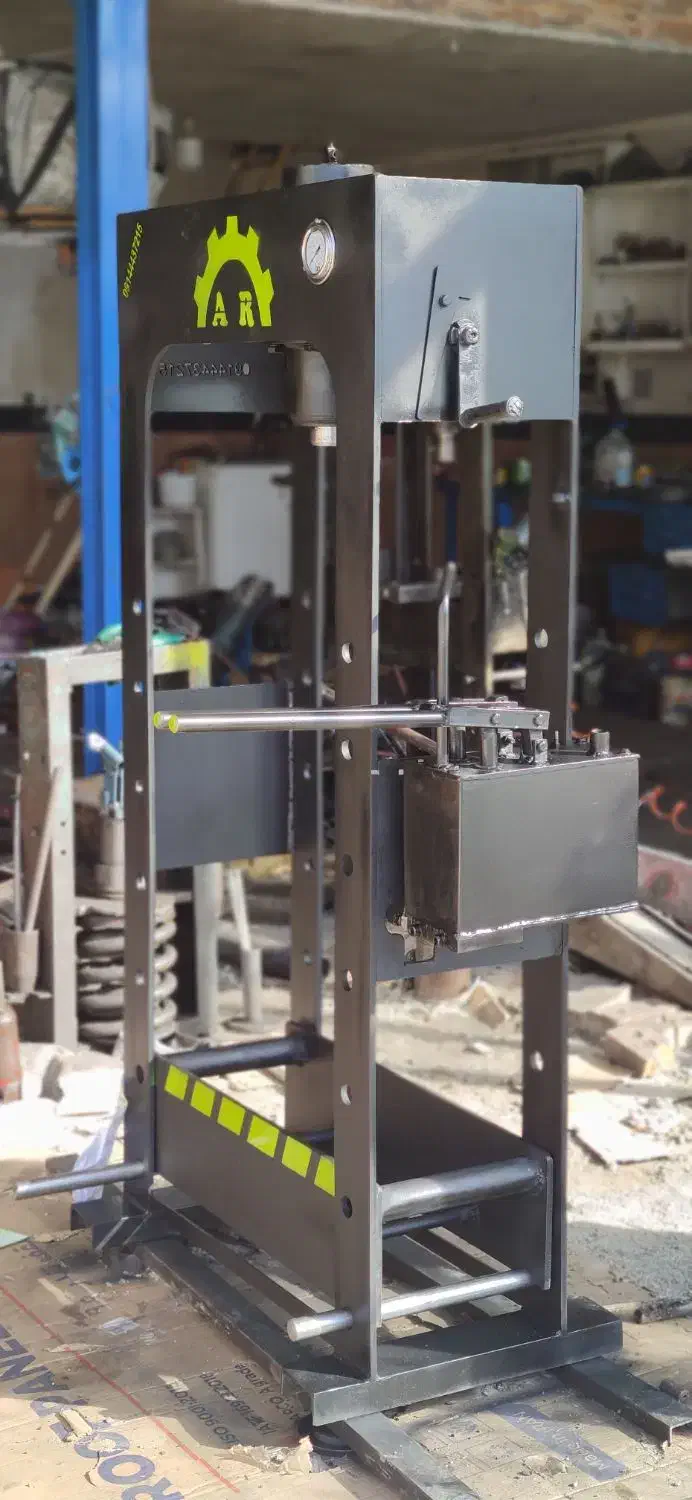 پرس هیدرولیکی|ماشینآلات صنعتی|نقده, |دیوار