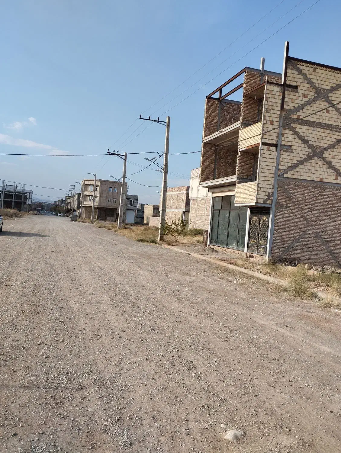 یک قطعه زمین تجاری مسکونی|فروش زمین و ملک کلنگی|شوط, |دیوار