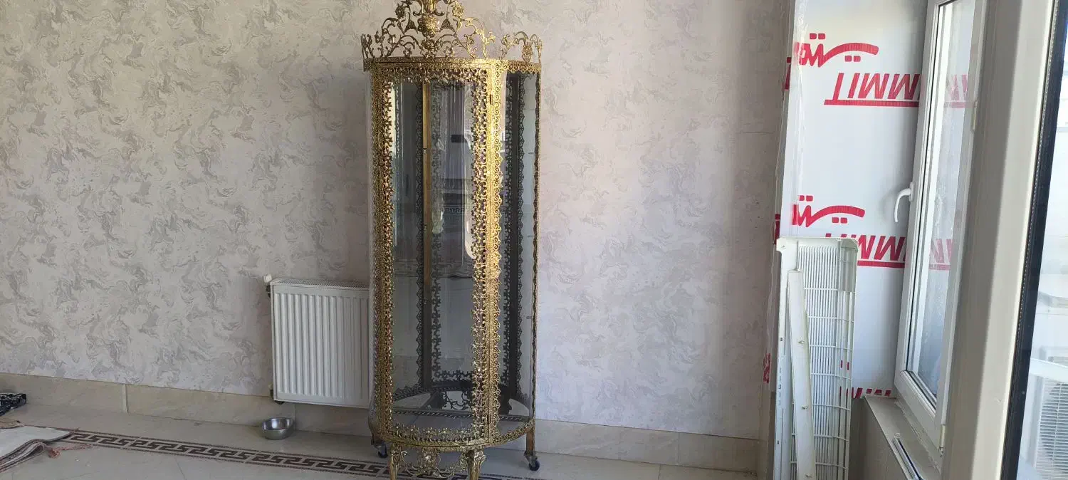 یک عدد بوفه بزرگ ۴طبقه برنزی|بوفه، ویترین، کنسول|ایلام, |دیوار