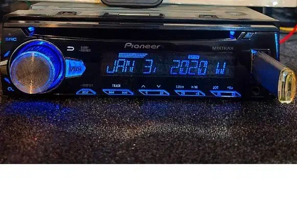 یک جفت باند ۷۱۸ پشت آبی و پخش پایونر ۲۰۵۰|قطعات یدکی و لوازم جانبی|اهواز, کوی کربن|دیوار