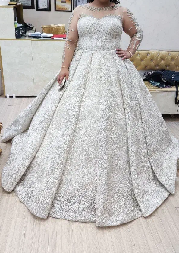 لباس عروس عربی پر کار|لباس|بروجرد, |دیوار