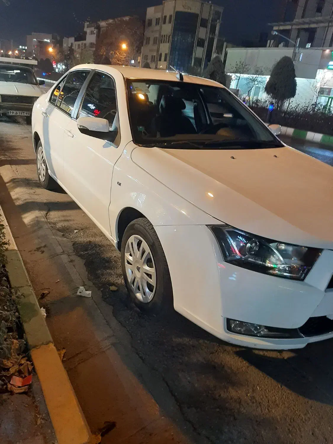 دنا معمولی ۱۴۰۰|خودرو سواری و وانت|مشهد, اقبال|دیوار